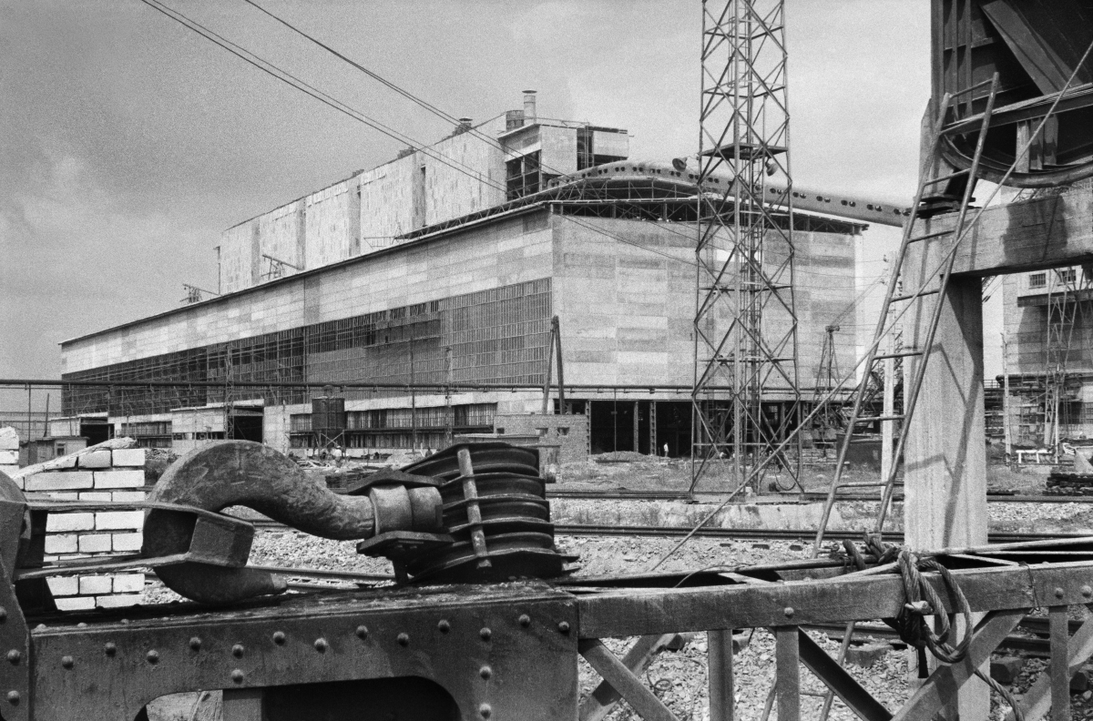 A view of the steelworks infrastructure, in the foreground a huge hook.