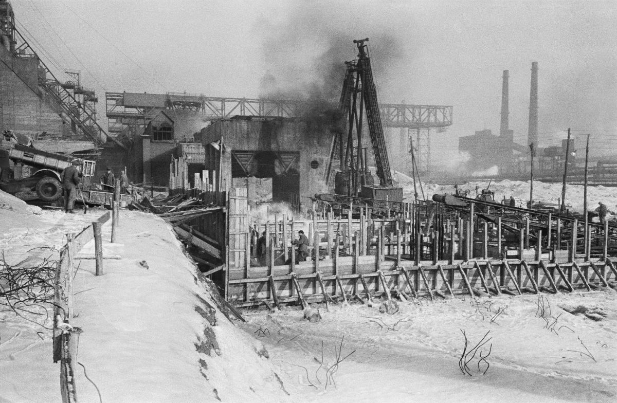 View of the spatial chaos of the plant during construction, winter shot.