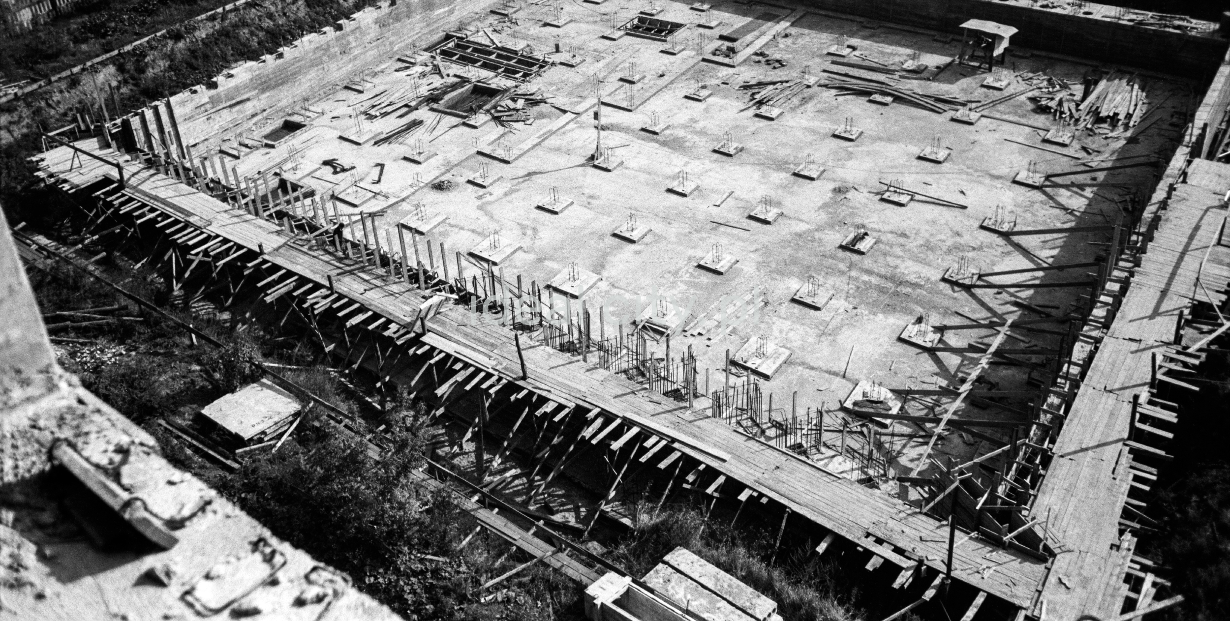 Top view of the foundation reinforcement.