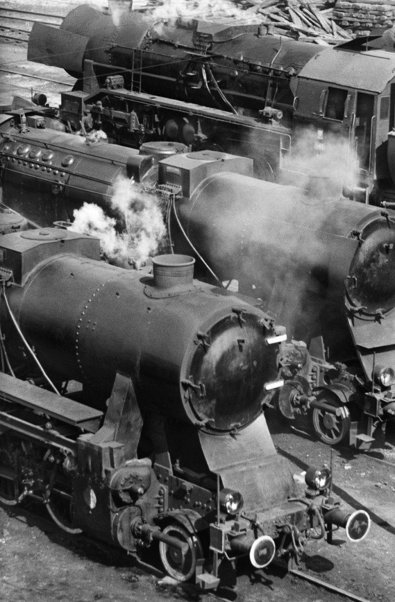 Top view of a series of transport steam locomotives.