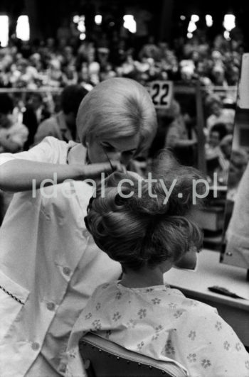 Festiwal mody, Hala Wisły, 1966r. Kraków

fot. Henryk Makarewicz/idealcity.pl

