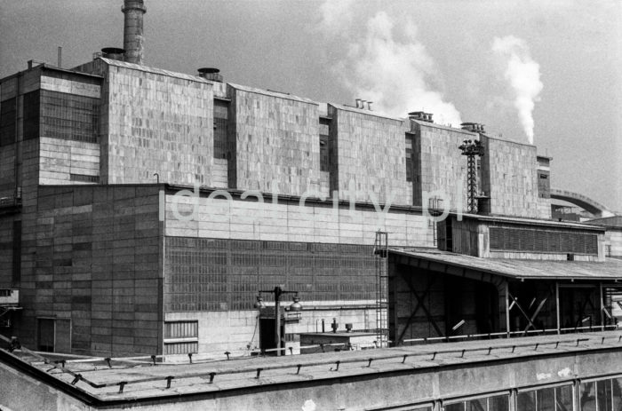 Converting steelworks at the Lenin Combine, Nowa Huta. 1966.

Stalownia konwertorowa w kombinacie im. W. I. Lenina w Nowej Hucie, 1966 r.

Photo by Henryk Makarewicz/idealcity.pl


