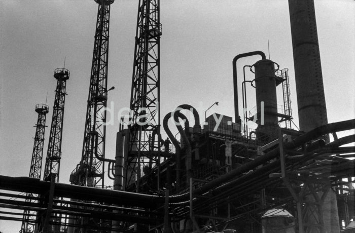 Feliks Dzierżyński Nitrogen Plant in Tarnów-Mościce. 1960s. 

Zakłady Azotowe im. Feliksa Dzierżyńskiego w Tarnowie-Mościcach, lata 60. XX w.

Photo by Henryk Makarewicz/idealcity.pl

