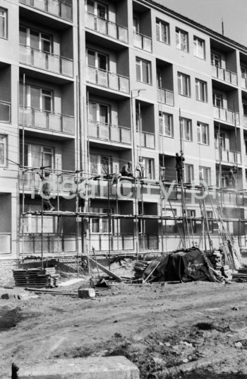 Bloki przy ulicy Siemaszki w Krakowie, dzielnica Żabiniec.

fot. Henryk Makarewicz/idealcity.pl

