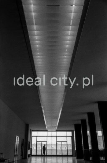 Dom Kultury w Chrzanowie, lata 60. XXw.

fot. Henryk Makarewicz/idealcity.pl

