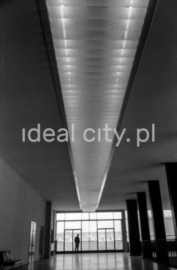 Dom Kultury w Chrzanowie, lata 60. XXw.

fot. Henryk Makarewicz/idealcity.pl

