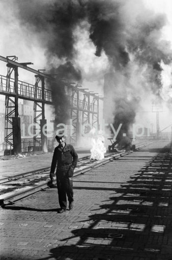 Kombinat metalurgiczny im. Lenina, rejon Zakładu Koksochemicznego, lata 60.


fot. Henryk Makarewicz/idealcity.pl



