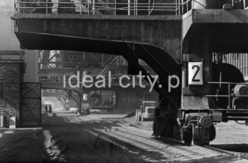 Kombinat metalurgiczny im. Lenina, rejon Zakładu Koksochemicznego, lata 60.


fot. Henryk Makarewicz/idealcity.pl



