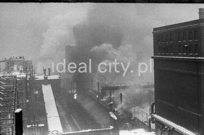 Lenin Metallurgical Combine, Coking Works. 1960s.

Kombinat metalurgiczny im. Lenina, widok na Zakład Koksochemiczny, lata 60.

Photo by Henryk Makarewicz/idealcity.pl

