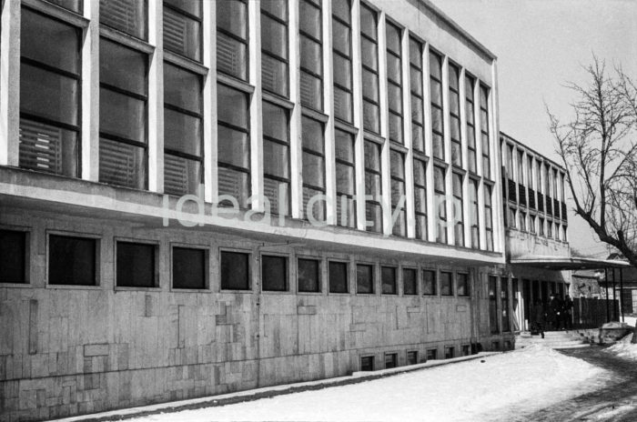 Sports Centre in Kielce. 1963.

Ośrodek Sportowy w Kielcach, 1963 r. 

Photo by Henryk Makarewicz/idealcity.pl


