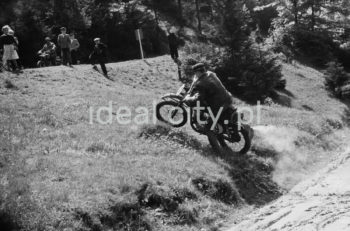 A motorcycle race in Wolski Forest.

Zawody motocyklowe w Lesie Wolskim.

Photo by Wiktor Pental/idealcity.pl

