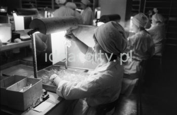 Hala produkcyjna Krakowskich Zakładów Farmaceutycznych 