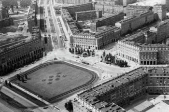 Widok z lotu ptaka na Plac Centralny w Nowej Hucie.
fot. Henryk Makarewicz/idealcity.pl

