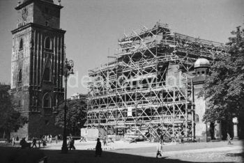 Remont Sukiennic, lata 60. XXw.

fot. Henryk Makarewicz/idealcity.pl
