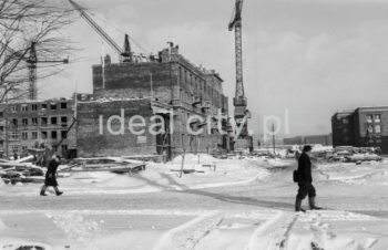 Budowa jednego z nowohuckich osiedli. Lata 50. XXw.


fot. Wiktor Pental/idealcity.pl

