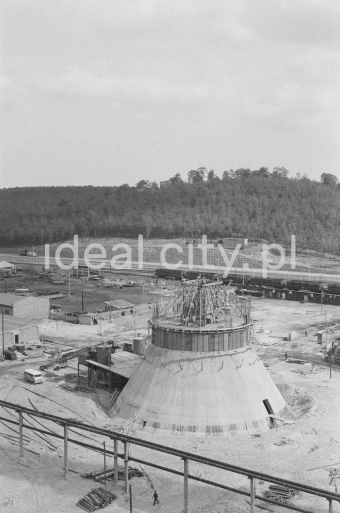 Power Plant in Będzin Łagisza. Ca. 1962.

Elektrownia Będzin Łagisza. Ok. 1962 r.

Photo by Henryk Makarewicz/idealcity.pl  


