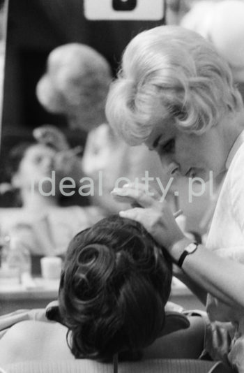 Festiwal mody, Hala Wisły, 1966r. Kraków

fot. Henryk Makarewicz/idealcity.pl


