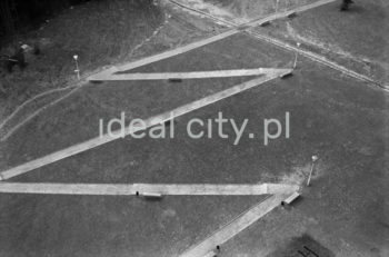 Chodnik przed Sanatorium Uzdrowiskowym 